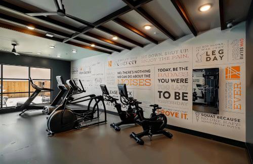 Boulevard Stays Stylish 1BR Getaway Pool Gym & Free Parking - Foto 6