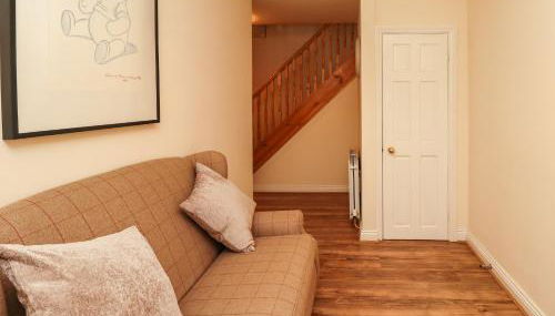 Stewart House - Photo 5