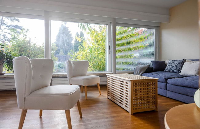 Luxury Apartment With Terrace and Garden Free Parking Smart TV etc - Foto 13