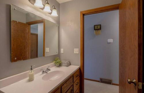 Family Home W/ 2 King, 2 Queen Beds + Game Room - Foto 2