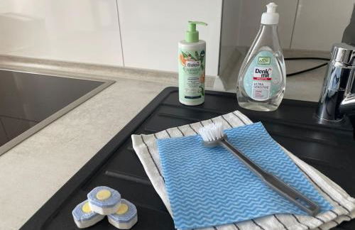 LUCKY STAYS LS08 - Vollausstattung - Zentrum - Aufzug - große Küche - 2 Zimmer - Smart-TV - Foto 16