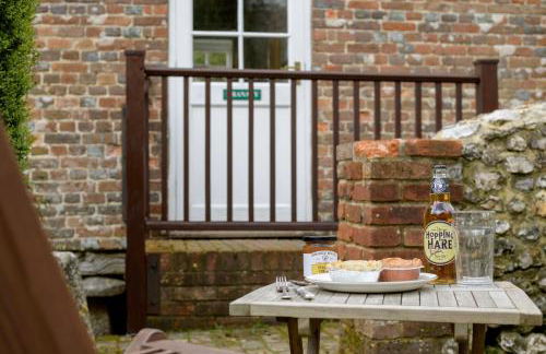 Luccombe Farm Holiday Cottages - Photo 29