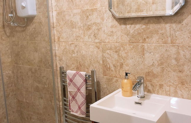 Two bedrooms self-contained flat with Free Parking - Flat 2 - Foto 9