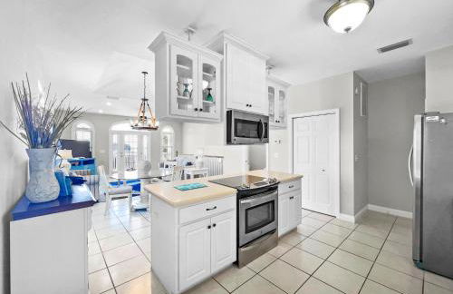 Paradise by the Pier l Ocean Views l Dog Friendly l Steps to Pier Park Shopping and Restaurants - Foto 52