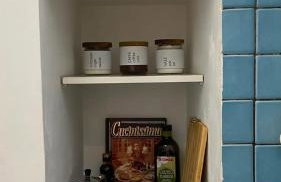 City Life Apartment - Photo 17