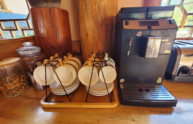 Glass Inn - Photo 25