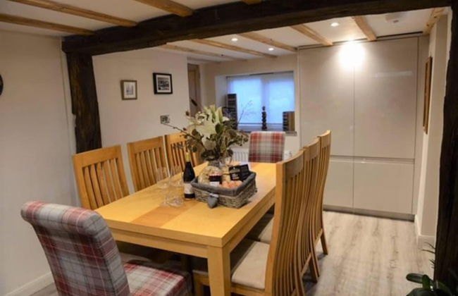 Cosy & Spacious Cottage in Scenic Village With Pub - Foto 10