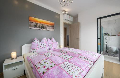 Luxury Apartments BRIGITTA with whirlpool in Umag - Photo 21