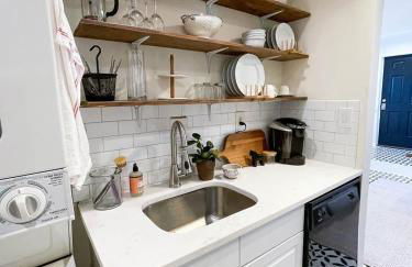 Charming and Historic Apartment in Capitol Hill - Foto 6