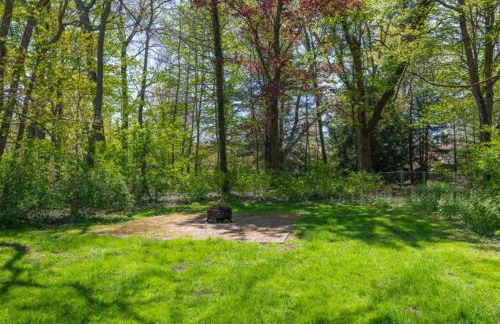 Tall Trees - great location to downtown Saugatuck - Pet Friendly! - Photo 24