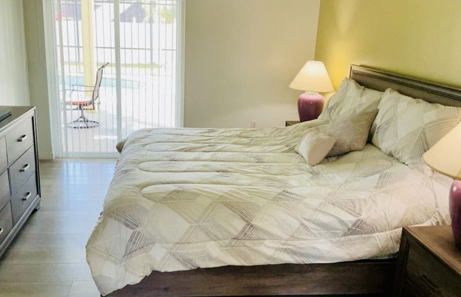 Amazing 3/2 Vacation Home With Private Pool!! - Foto 11