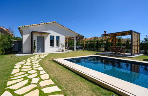 Rustic Charm Villa - Foto 14