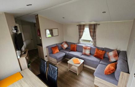 Great Yarmouth 10 Berth KP Holiday Home - NOW with Linen - Photo 1
