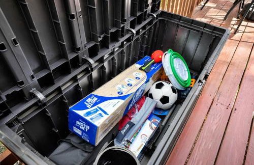 Modern Cabin w Hot Tub & Indoor Pool Gym Access! - Foto 28