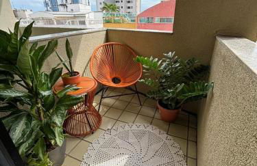 Lindo flat no Number One - Ponta Dareia com serviço de limpeza diaria - Foto 12