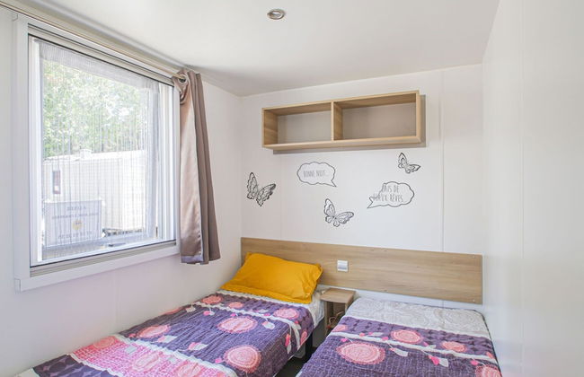 Swanky Mobile Home in Saint Jean de Monts Near Seabeach - Photo 5