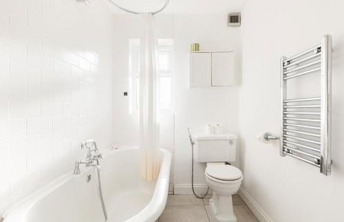 New! Lovely 1BR, 2 mins to St James Street Station - Foto 14