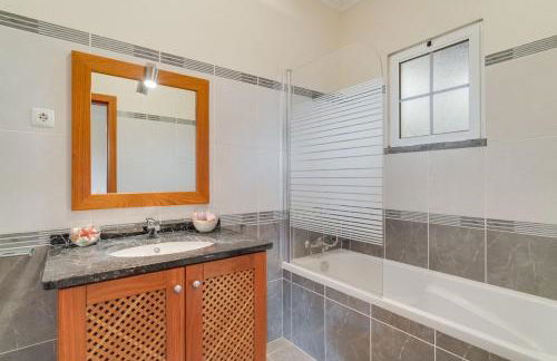 Porto Moniz Yellow House - Foto 46