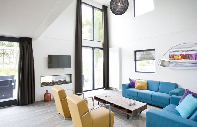 4 bedroom House in Nijkerk with swimming pool and terrace - Photo 2