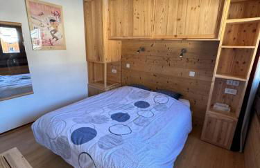 Appartement T2 ambiance chalet centre village proche des commerces et des pistes WIFI - Foto 10