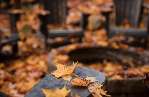 Cozy A-FrameKing BedSkiFire PitSchuss - Foto 7