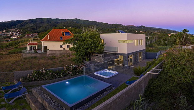 Swimming Pool in Fajã da Ovelha - Casa da Maloeira - Photo 2, Image principale