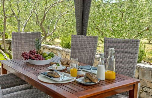 Luxury Villa,private pool, sauna,Jacuzzi,near Split - Photo 53