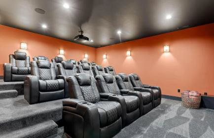 Black Bear & Blue Heron by Avantstay 2 Lakefront Homes, Sleeps 43 Pool, Dock, Theater - Foto 118