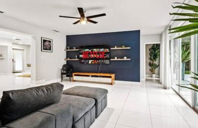 Miami's Exclusive Lagoon Villa - Foto 12