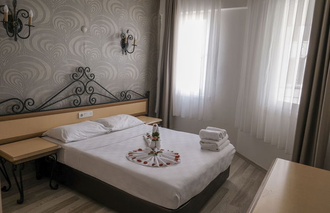 Hotel Bella Bravo - Photo 11