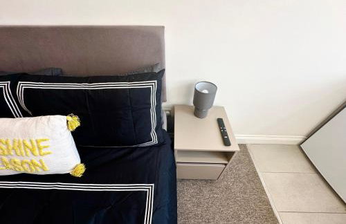 Sunny Modern, Private Apartment,15 Mins To Central London - Photo 8