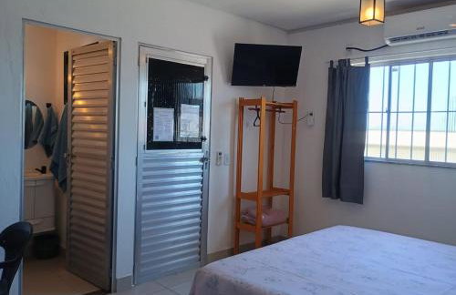 Studio completo, Ar, Tv, Wifi, perto de tudo - Foto 8