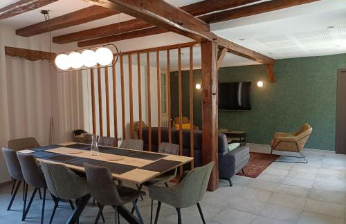 Gîte haut de gamme face à l'abbaye de Noirlac - 5 ch, 5 sdb, clim, terrasse privée - FR-1-586-26 - Foto 3