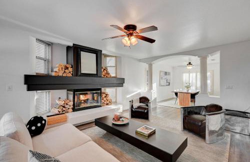 Gorgeous 6BR with Pool and Spa - Photo 6