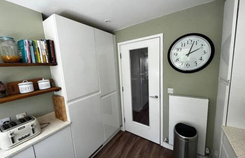 2 Bedroom Eco House with South Facing Balcony - Foto 4