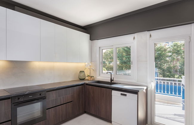 Athenian Grand Riviera Villa - Photo 22