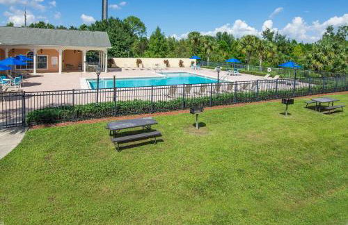 Stylish 3BR Condo Near Disney Pool, Gym & More! - Foto 34