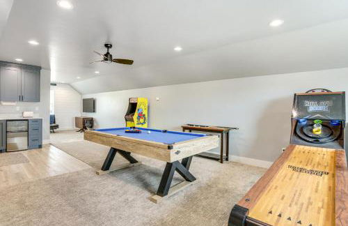 Mtn and Lake Views Family Retreat in Garden City! - Foto 7