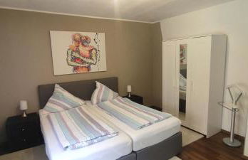 Ferienwohnung Jobst - Ruhig mit Blick ins Grüne - Foto 8