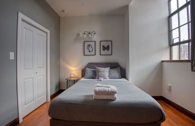 Sosuite 2BR Apt w W D Gym On-site Restaurant - Photo 18