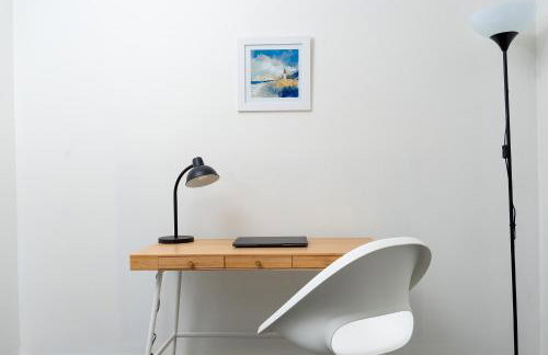 Duplex 2-Bed House with free Parking Near Greenwich O2 and city centre - Foto 17