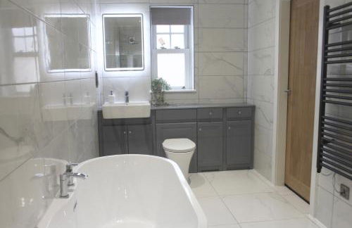 Luxury Barn With Private Wood-Fired Hot Tub - Foto 2