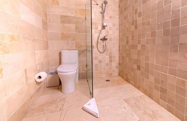 Outstanding 1 Bedroom Apartment Pool View B - Photo 18