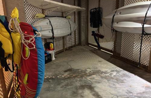 Barbies Dream House kayaks,paddleboard,fenced yard - Foto 24