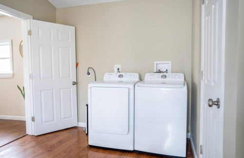 NEW 4BR in AC Quiet Island Central Location - Foto 30