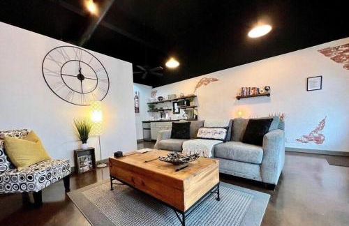 Haven at Hazel ~ Downtown Studio - Foto 16