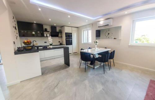 Luxury two-bedroom apartment by the sea U KaLu - Photo 3