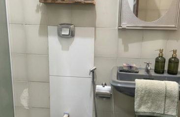 Casa Ampla de estilo colonial, espaço para até três carros - Foto 20