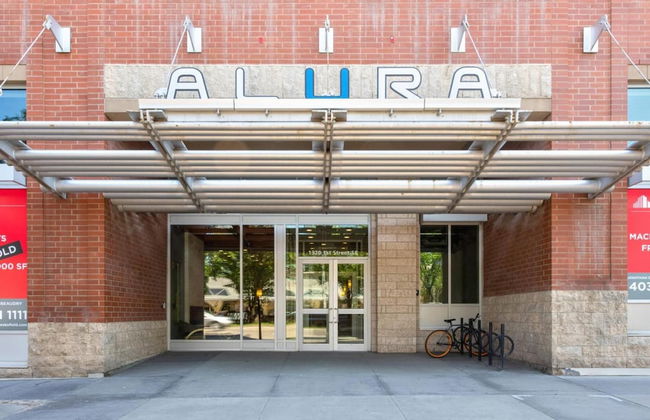 Modern Calgary Apartments - Calgary 1320 1St SE 1503 P4 2Bd 2bath - Photo 5