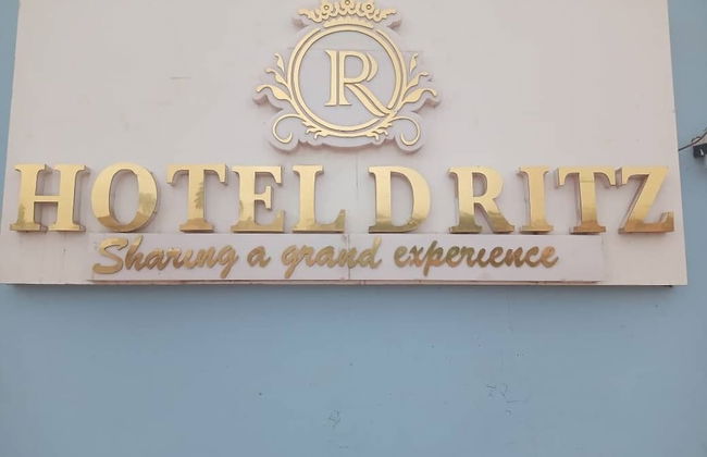 HOTEL D RITZ - Foto 37